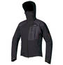 Uitstekend beschermende lichtgewicht hardshell jas voor veeleisende gebruikers. Waterdicht en ademend. 